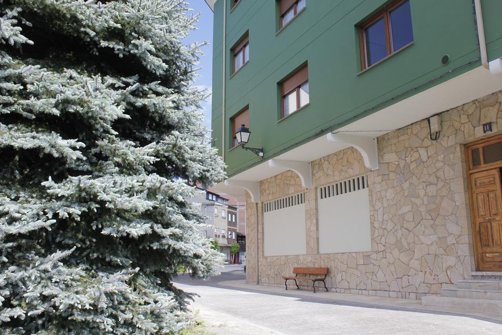 Apartamentos Picea Azul Vega De Espinareda Ngoại thất bức ảnh